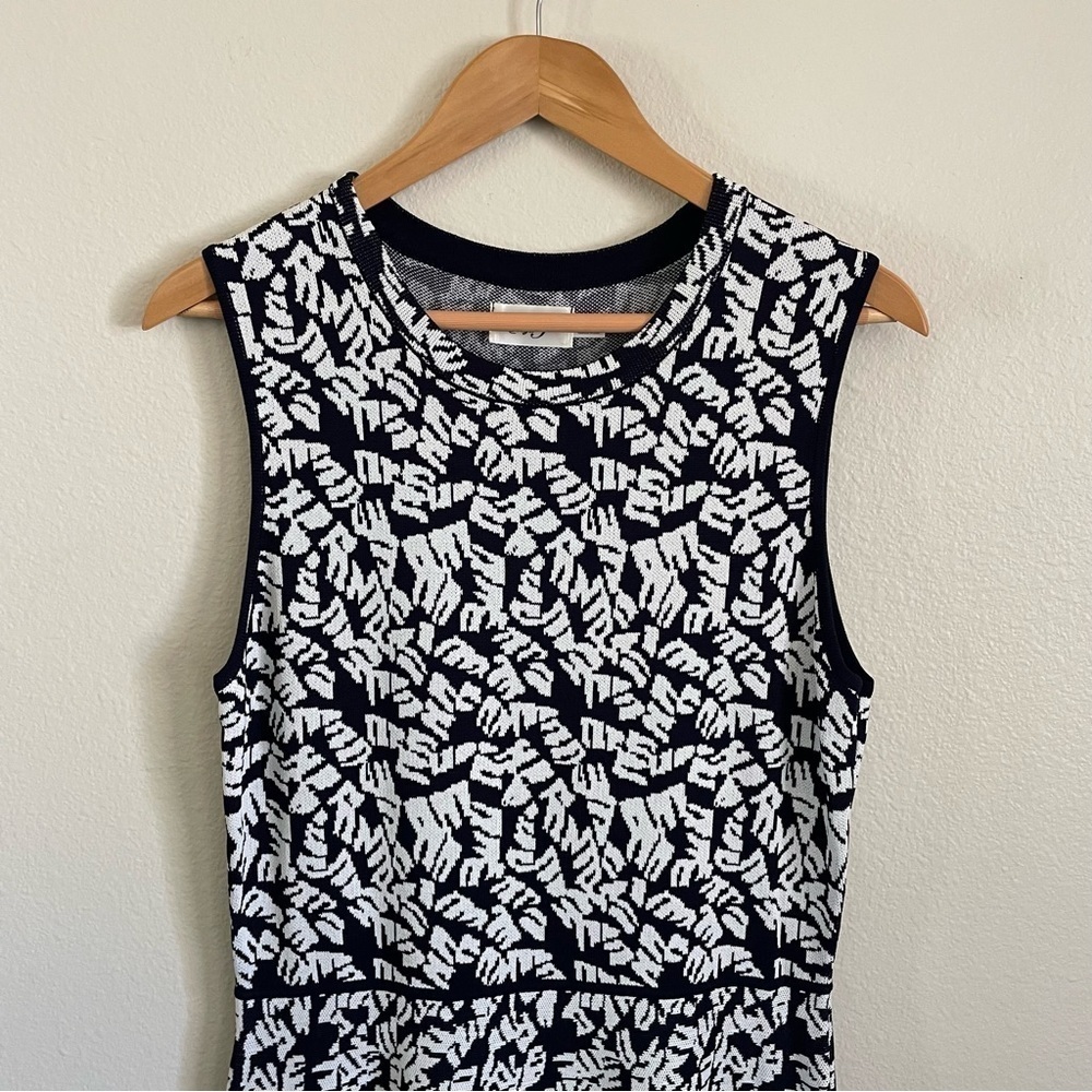 Eliza J Fit & Flare Sleeveless Sweater Dress Geometric Navy Size Large EUC - Picture 5 of 12